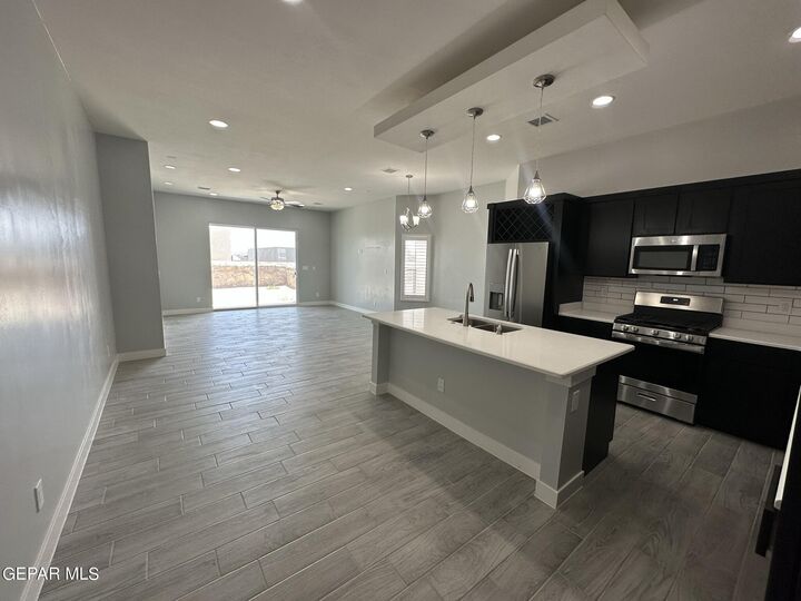 Property Photo: 13138 Emerald Isle Street TX 79928