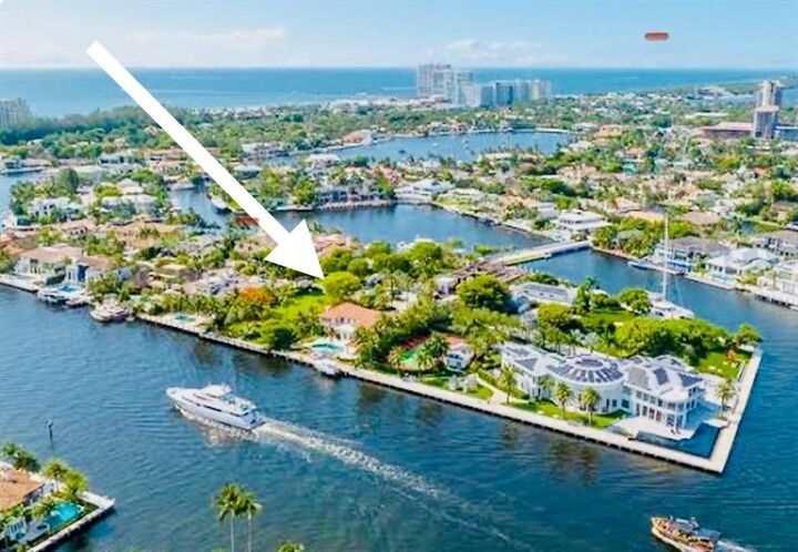 Property Photo:  8 Harborage  FL 33316