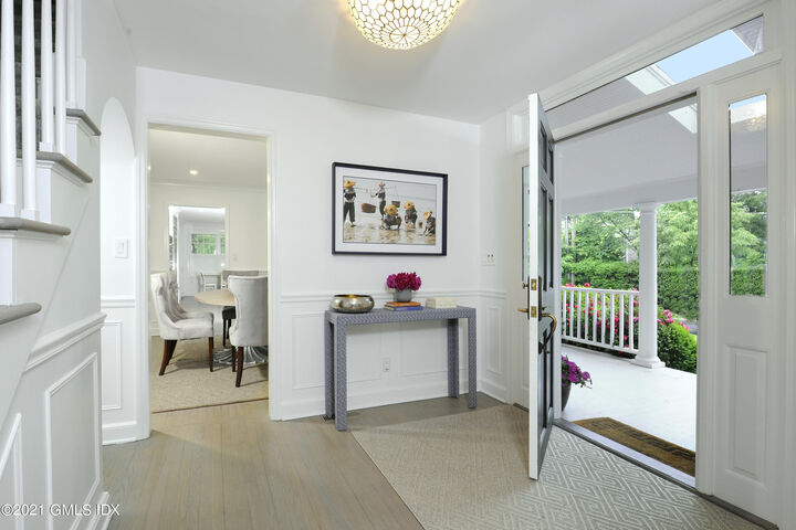 Property Photo:  145 Shore Road  CT 06870