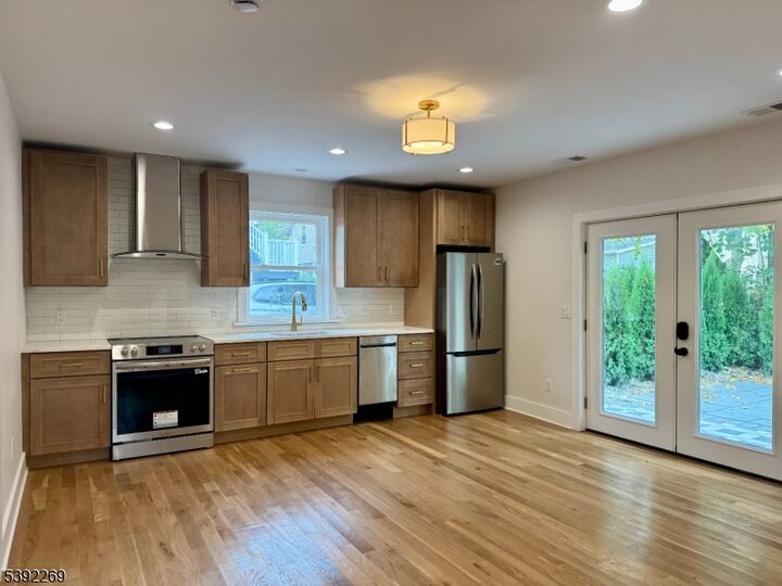 Property Photo: 15 Oxford St Adu NJ 07042