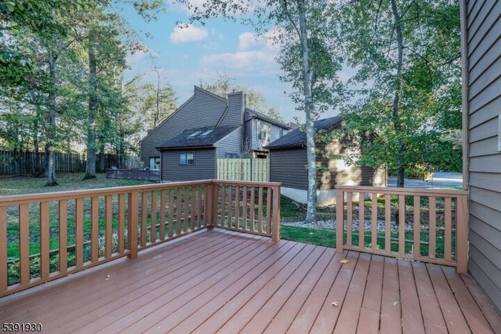Property Photo: 31 Hickory Hollow Ct NJ 08820
