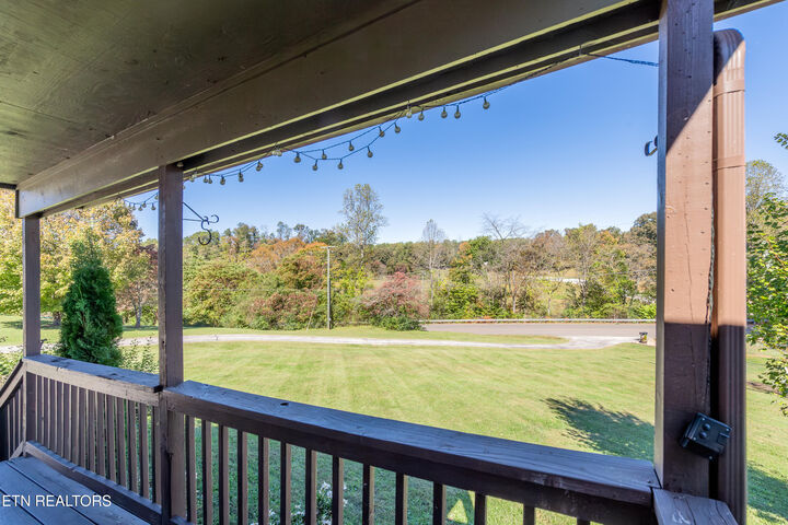 Property Photo: 759 Laurel Rd TN 37716