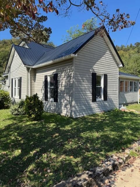 Property Photo: 307 N Cumberland Avenue KY 40831