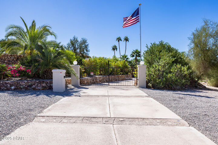 Property Photo: 2190 Snead Dr AZ 86406