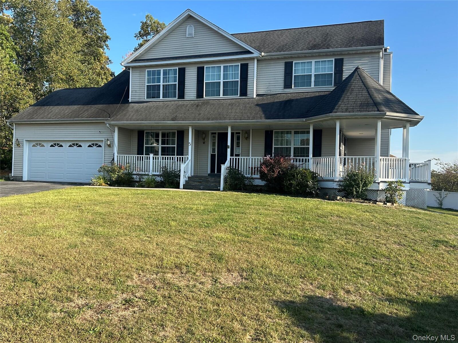 Property Photo:  5 Bridle Court  NY 10924