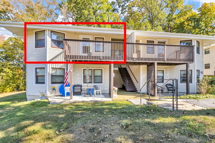 Property Photo:  34C Warwick Place  NY 10598 