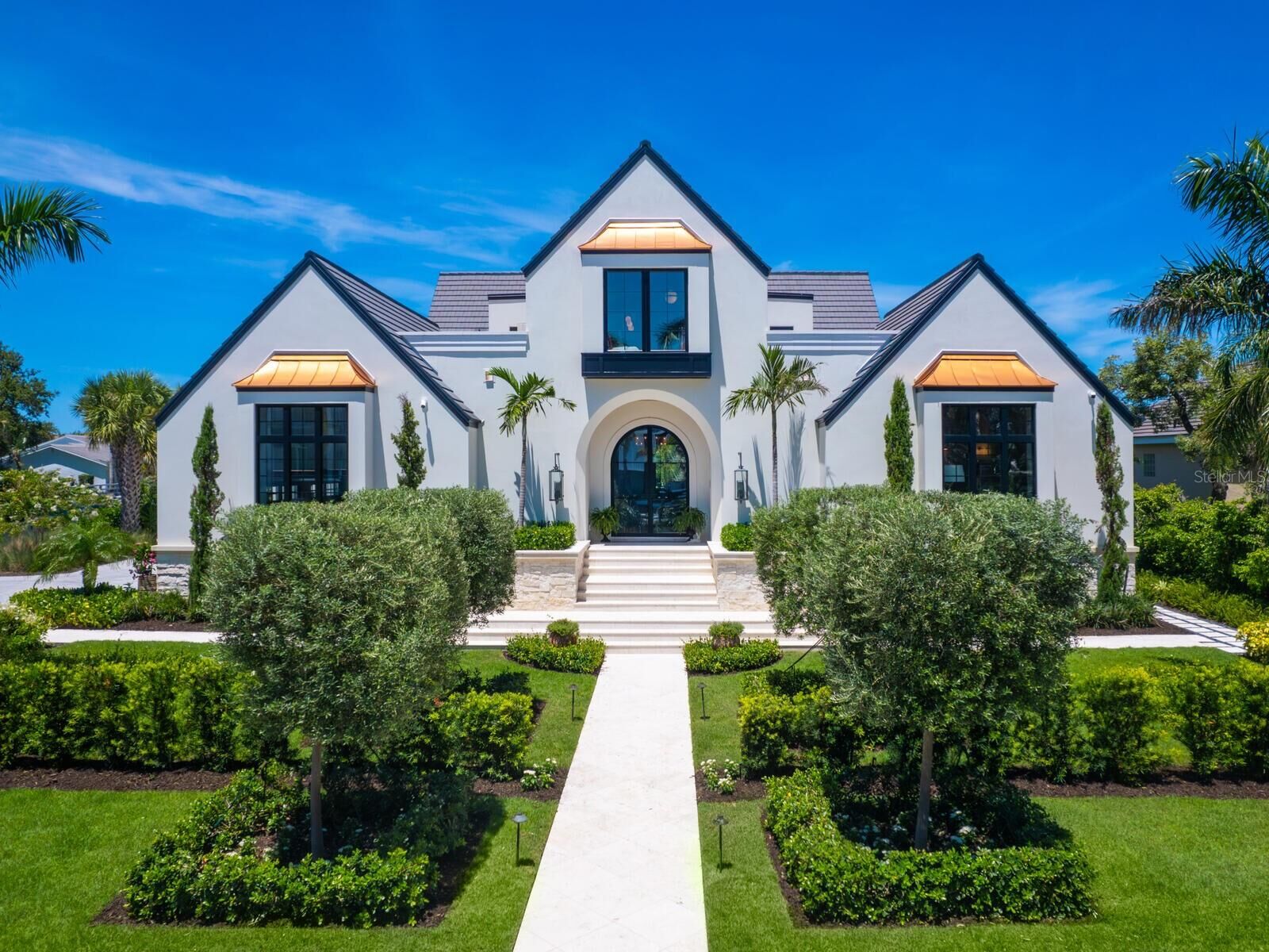 Property Photo:  440 Meadow Lark Drive  FL 34236 