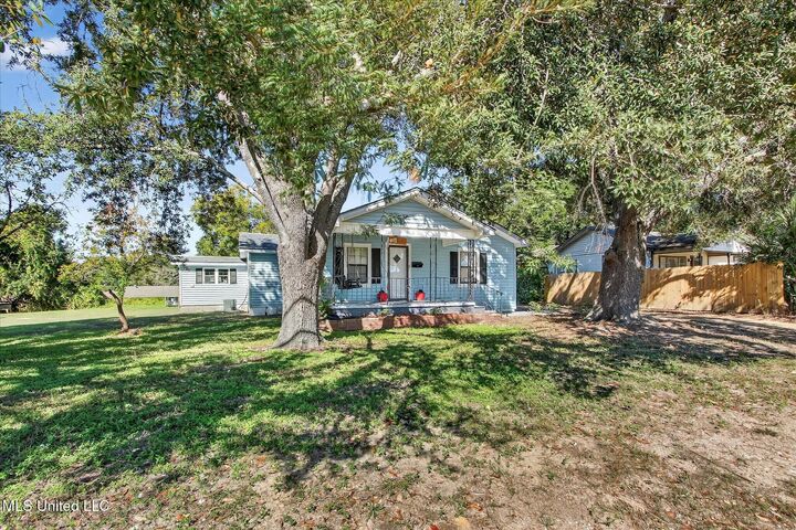 Property Photo: 1264 28th Street MS 39501