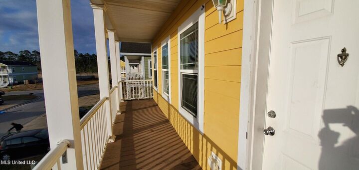 Property Photo:  2420 Gladiolus Street  MS 39564