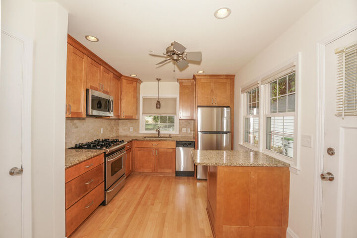 Property Photo: 9544 W Lorraine Pl WI 53222