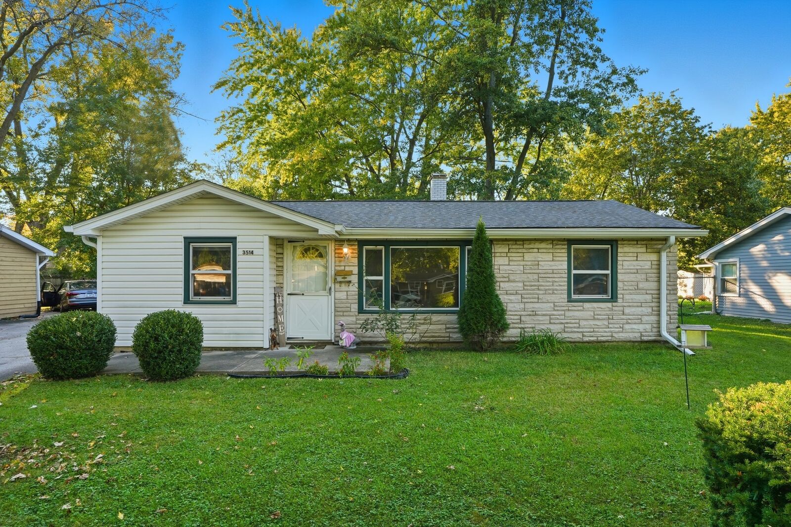 Property Photo: 3514 William Street IL 60475