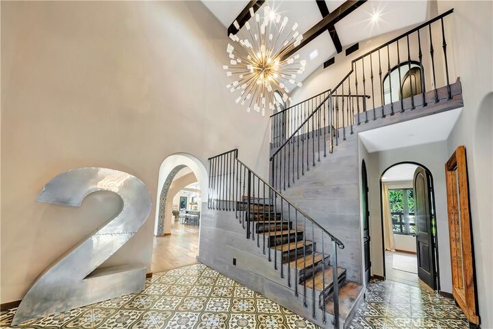 Property Photo:  6451 Chesebro Road  CA 91301