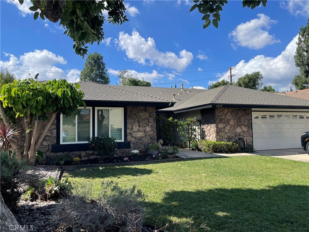 Property Photo:  1669 Erin Avenue  CA 91784 