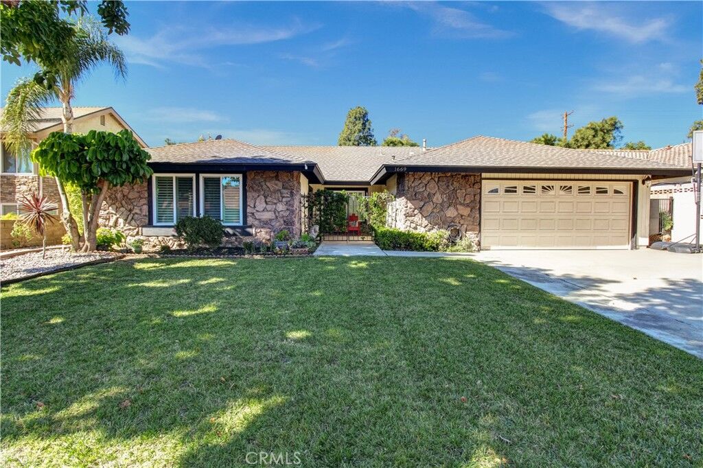 Property Photo:  1669 Erin Avenue  CA 91784