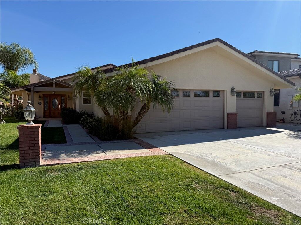 Property Photo: 30489 Sea Horse CA 92587