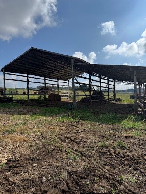 Property Photo: 11065 Clay County Hwy TN 38575