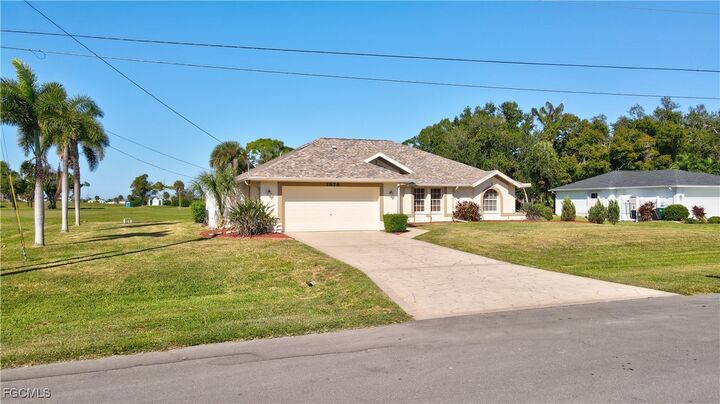 1574 NW 28th Avenue  Cape Coral FL 33993 photo