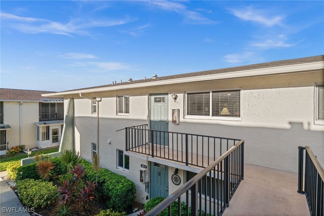 Property Photo: 185 Palm Drive P FL 34112