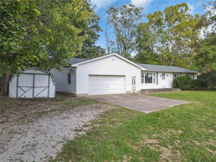 Property Photo: 3615 West Pike OH 43701