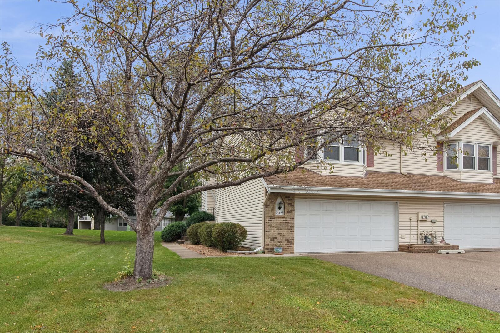 Property Photo: 520 Upper Wood Way MN 55337