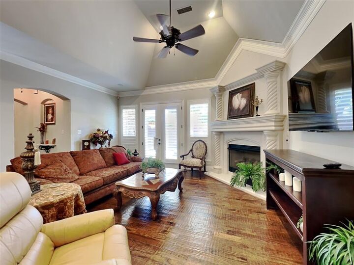 Property Photo: 8516 Freedom Way TX 76182