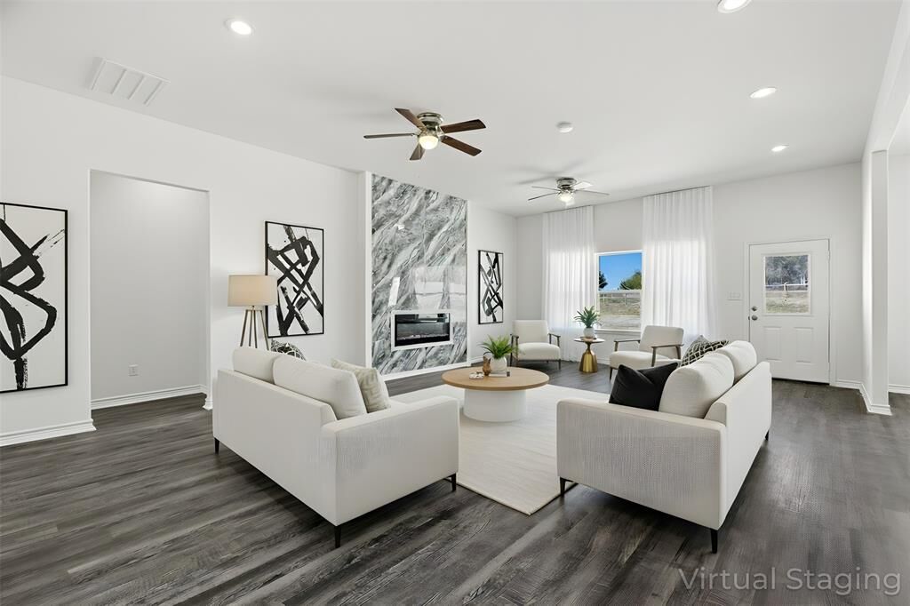 Property Photo:  850 County Road 26750  TX 75470