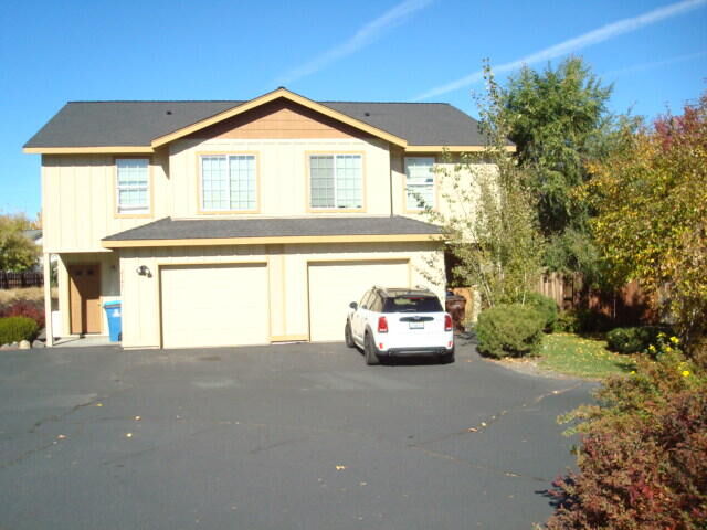 Property Photo: 2745 SW Salmon Avenue OR 97756