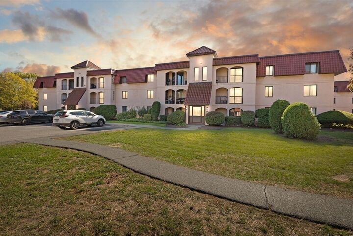 Property Photo:  685 Oak Street 24-3  MA 02301 