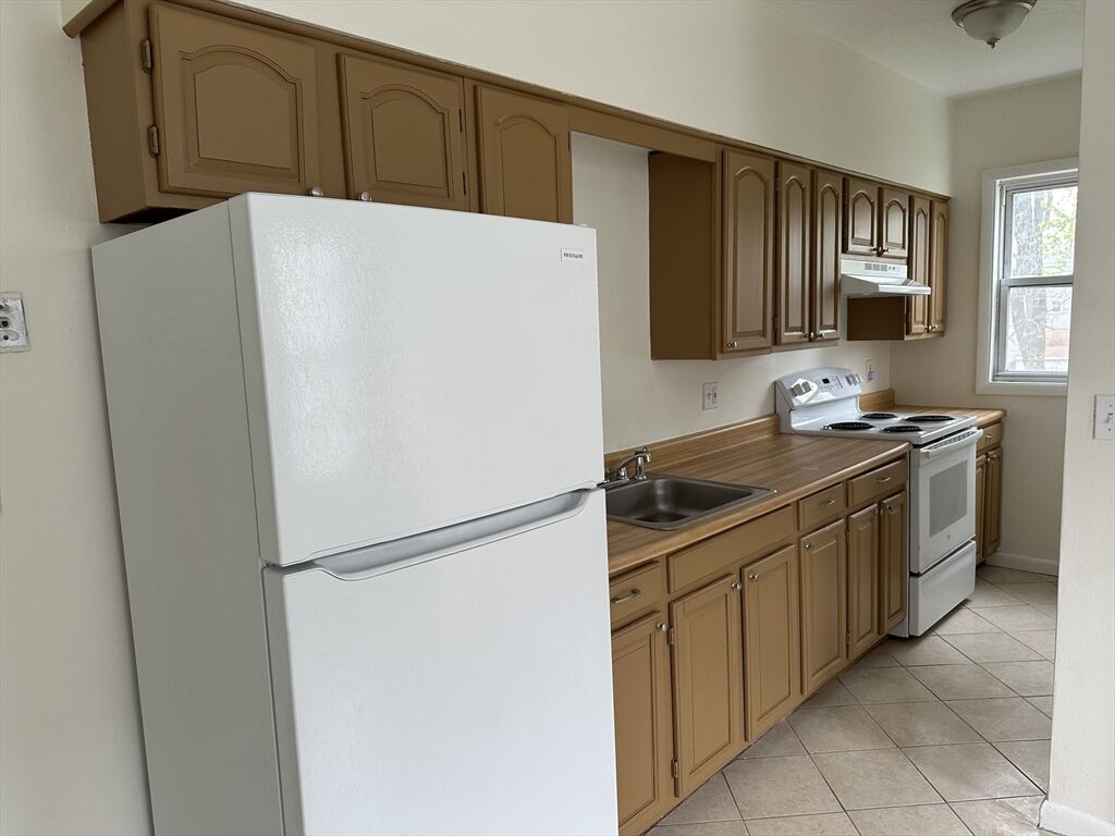 Property Photo: 245 Green Street 2 MA 02303