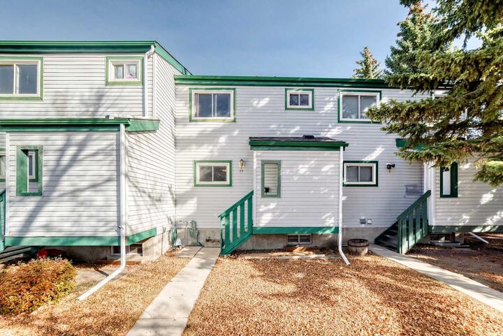 131 Templehill Drive NE 17  Calgary AB T1Y 4T1 photo