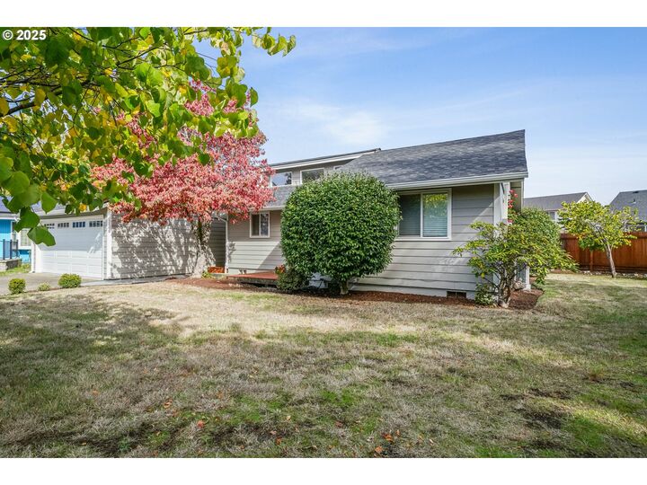 Property Photo: 1433 Kristan Ct OR 97383