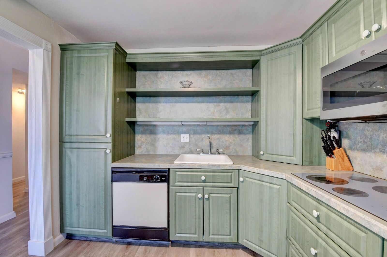 Property Photo: 2620 NE 1st Court 403 FL 33435