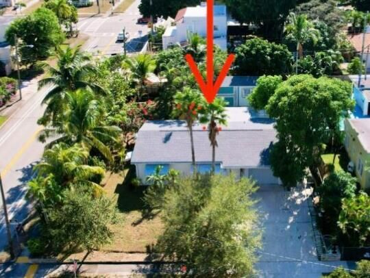 Property Photo:  802 Lytle Street  FL 33405 