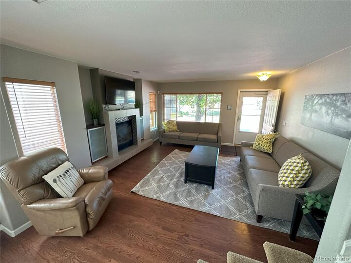 Property Photo: 1442 Braewood Avenue CO 80129