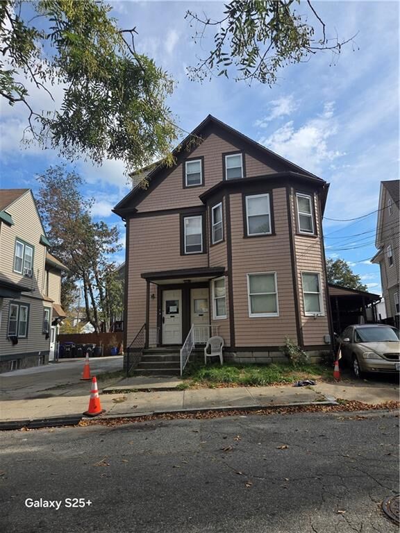 Property Photo:  28 Verndale Street  RI 02905
