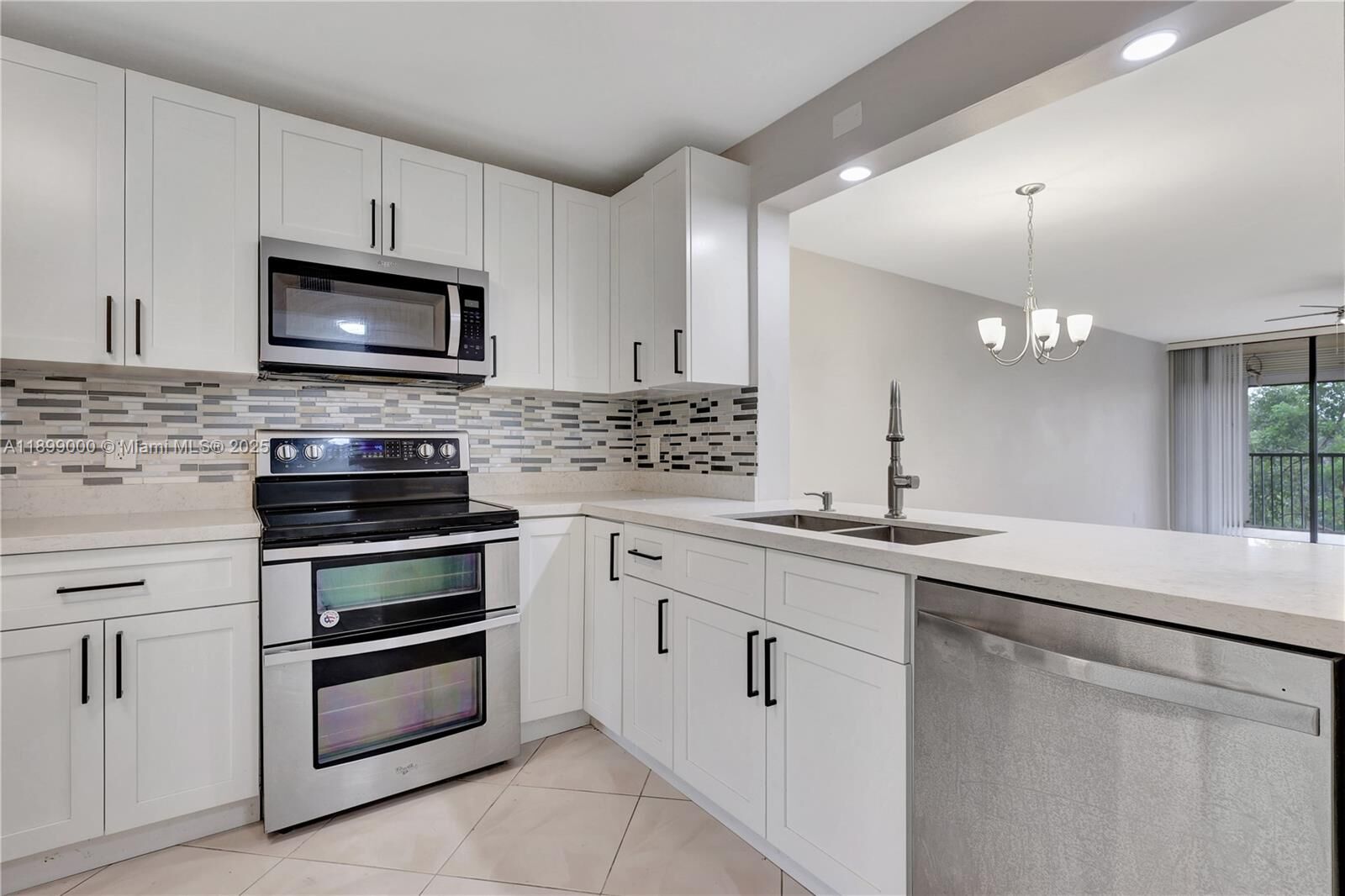 Property Photo: 8592 W Sunrise Blvd 317 FL 33322