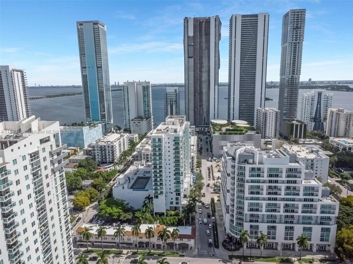 333 NE 24th St 812  Miami FL 33137 photo