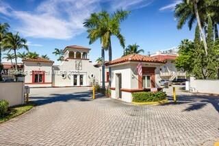 Property Photo:  6709 N Kendall Dr 219  FL 33156