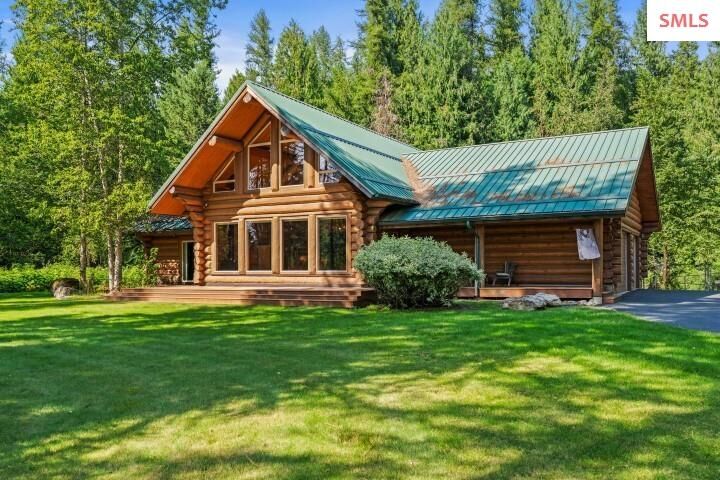8031 Lakeshore Dr  Sagle ID 83860 photo