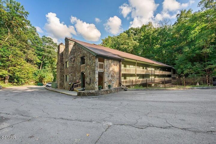 Property Photo: 1435 Wiley Oakley Drive TN 37738