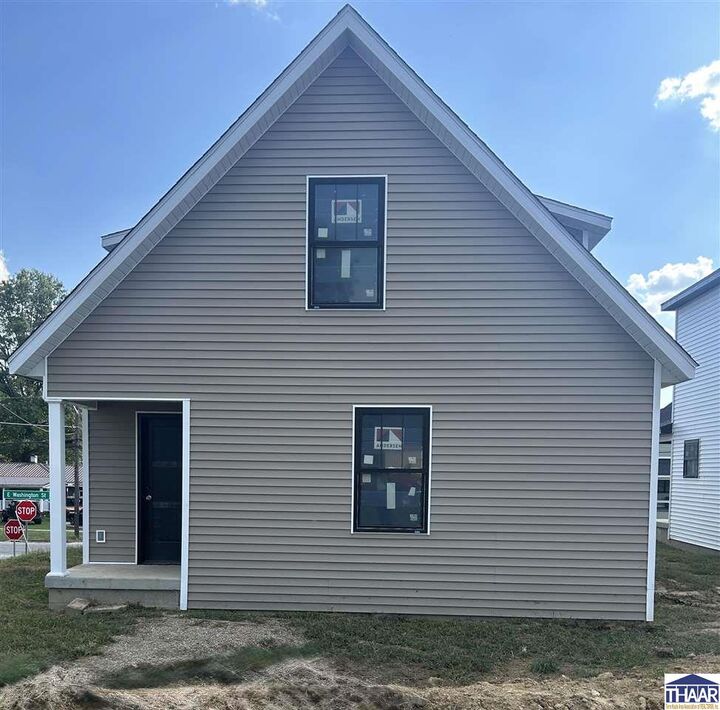 Property Photo: 320 E Washington Street IN 47882