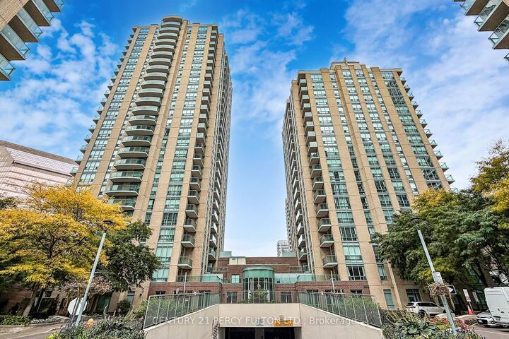 Photo de la propriété:  22 Olive Avenue 2606  ON M2N 7G6 