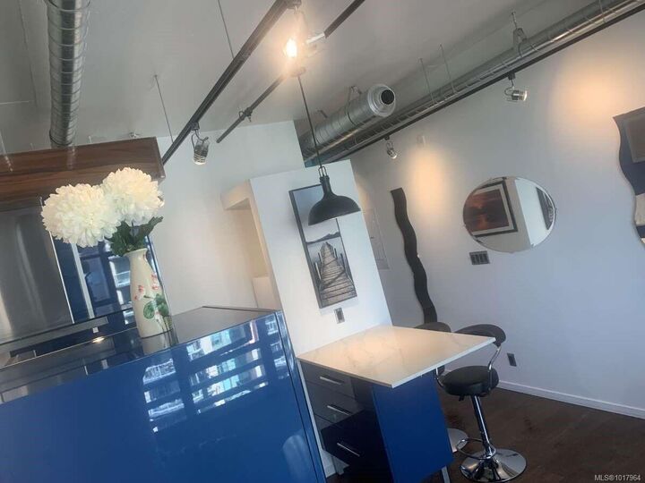 Property Photo: 1029 View St #605 BC V8V 4Y3