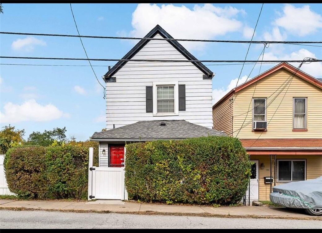 Property Photo: 5221 Schenley Ave PA 15224