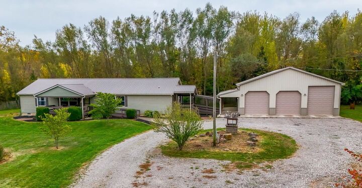 2444 County Road 200  Belle Center OH 43310 photo