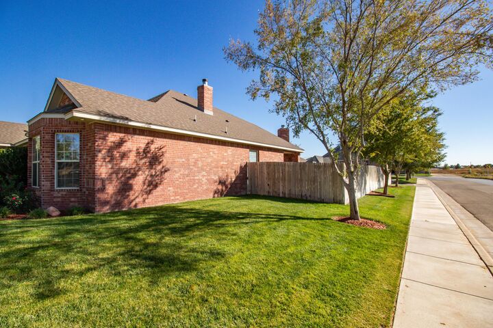 Property Photo:  7415 Limestone Drive  TX 79119-5301