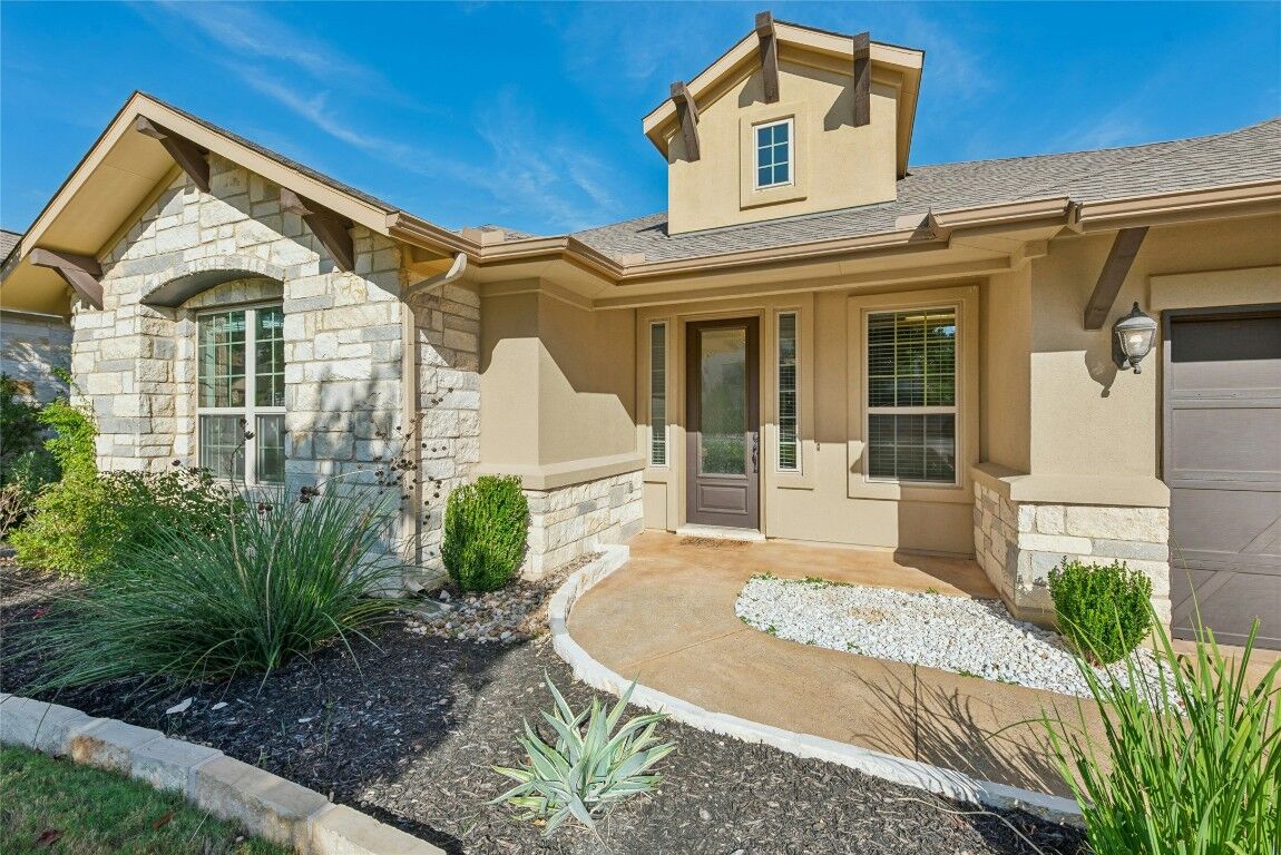 Property Photo: 404 Highland Village Drive TX 78738
