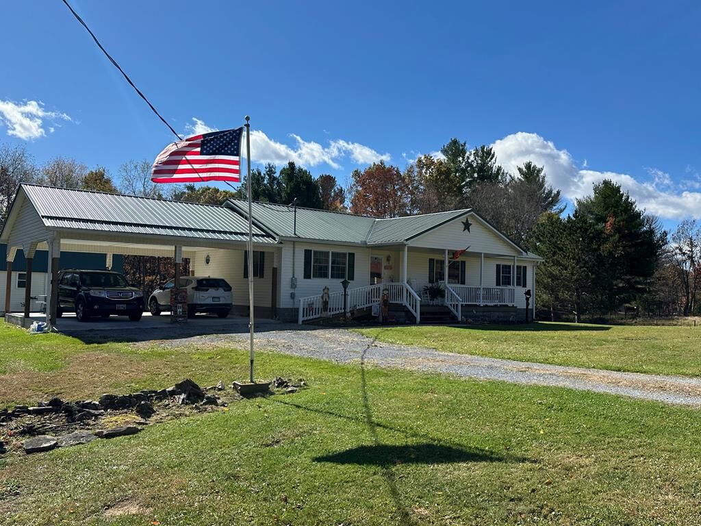 Property Photo: 366 Glade Creek Rd WV 25831