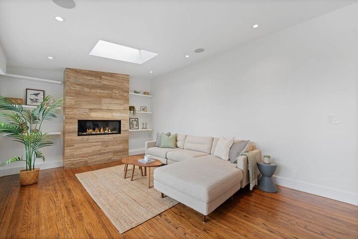 Property Photo:  727 Crystal Court  BC V7R 2B6