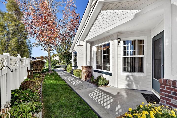 Property Photo:  3289 W Fieldstream Lane  ID 83646 